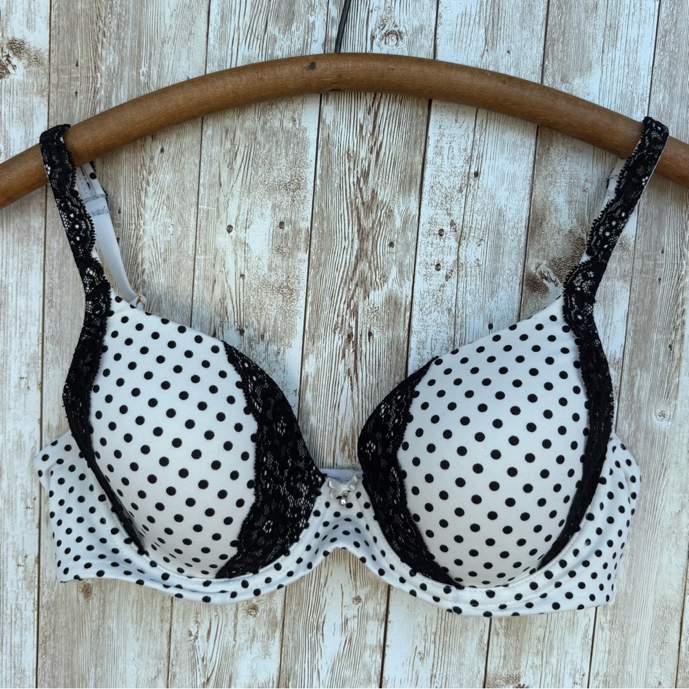 Soma Embraceable Full Coverage Lace Trim Bra